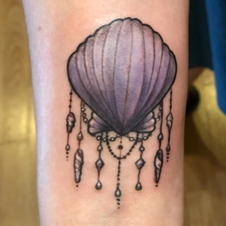 Tattoo: seashell